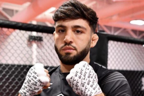 Tsarukyan se revolta com UFC após ser ignorado no páreo pelo cinturão leve: “Isso é desrespeitoso”