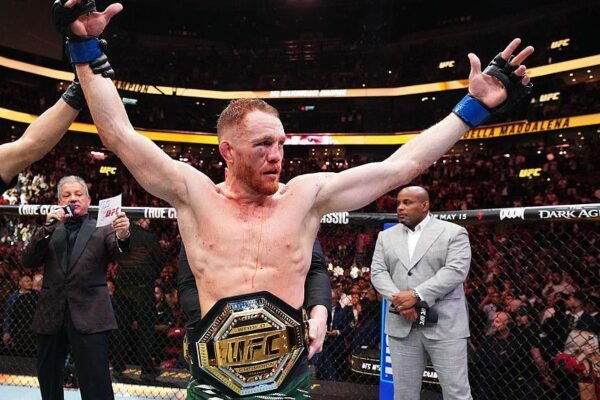 Jack Della Maddalena Coroa Trajetória com Título Histórico no UFC 315